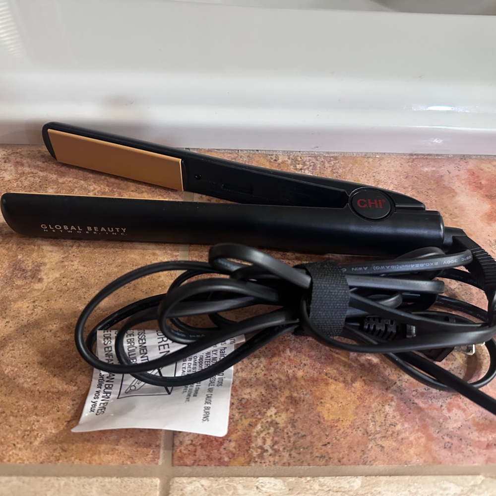 Like brand new CHI Black and Gold Hair Straightener